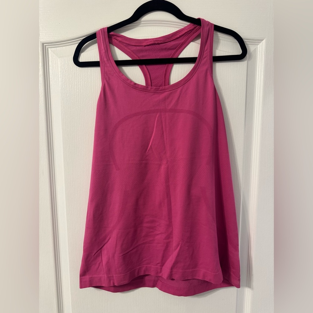 Lululemon Swiftly Tech tank